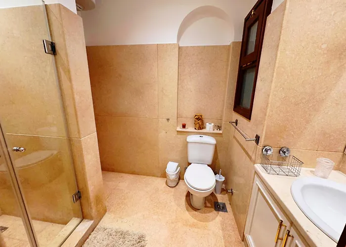 - Sabina - Lagoon - 2 Bedrooms - Ground Floor